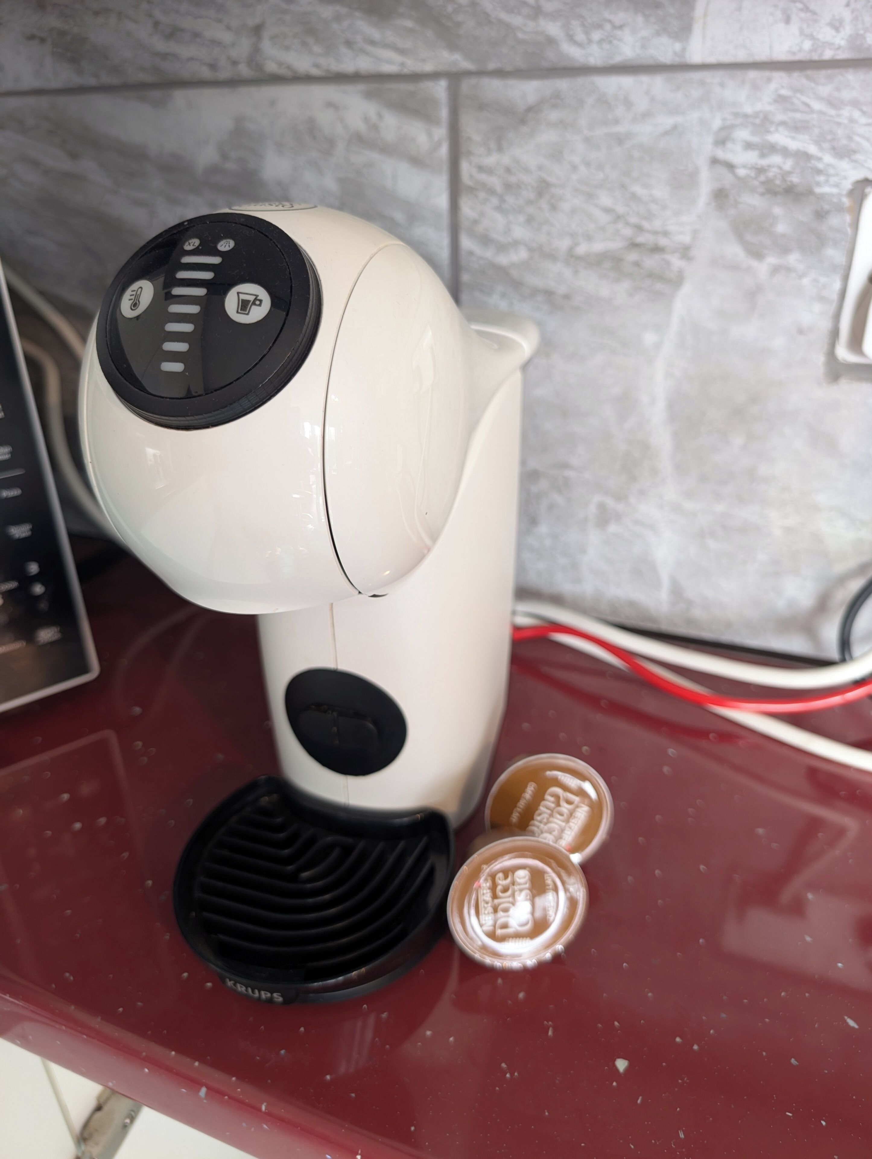 Kaffe og/eller kaffemaskin