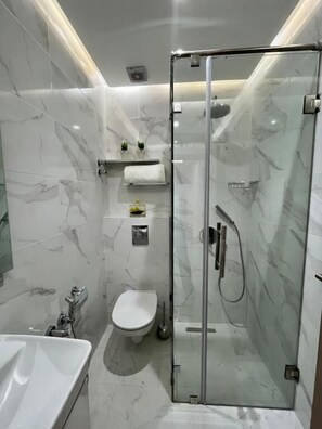 Bathroom - Modern Stay City Center with Balcony (Marrakech)