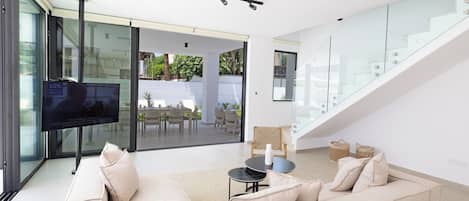 วิลล่า, 4 ห้องนอน, สระว่ายน้ำส่วนตัว, วิวสวน | ห้องนั่งเล่น