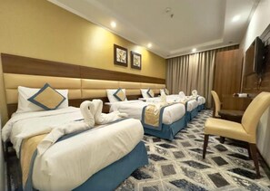 Basic Quadruple Room, City View | Free WiFi - moro alwisam  (makkah)