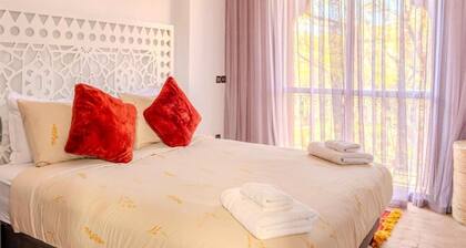 Luxury Villa with Pool & Gated Security