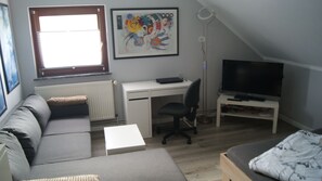 Living area - Vrbo Property (Heyen)