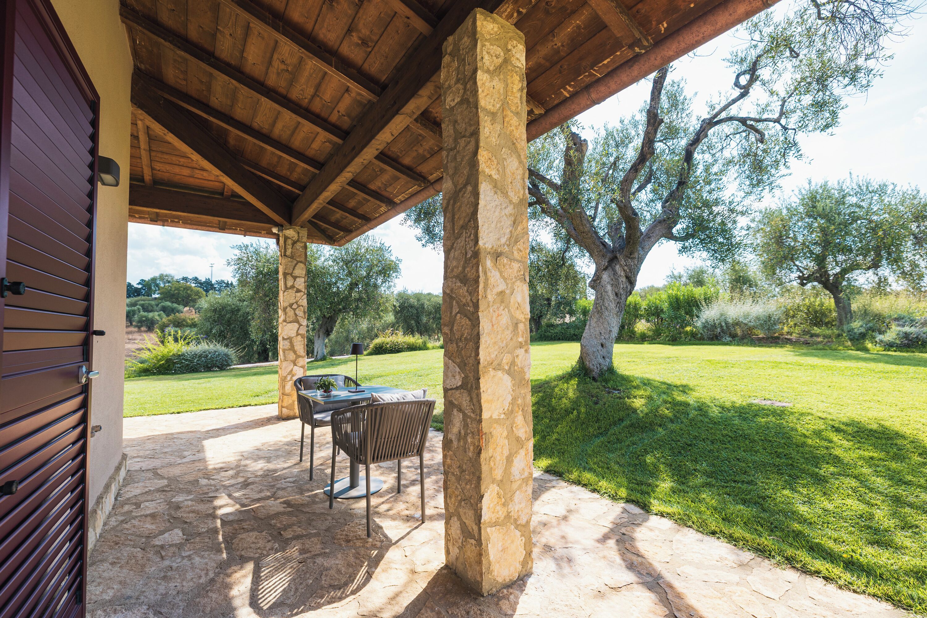 Deluxe Double Room, 1 Queen Bed, Air conditioning, Garden View | Terrace/patio