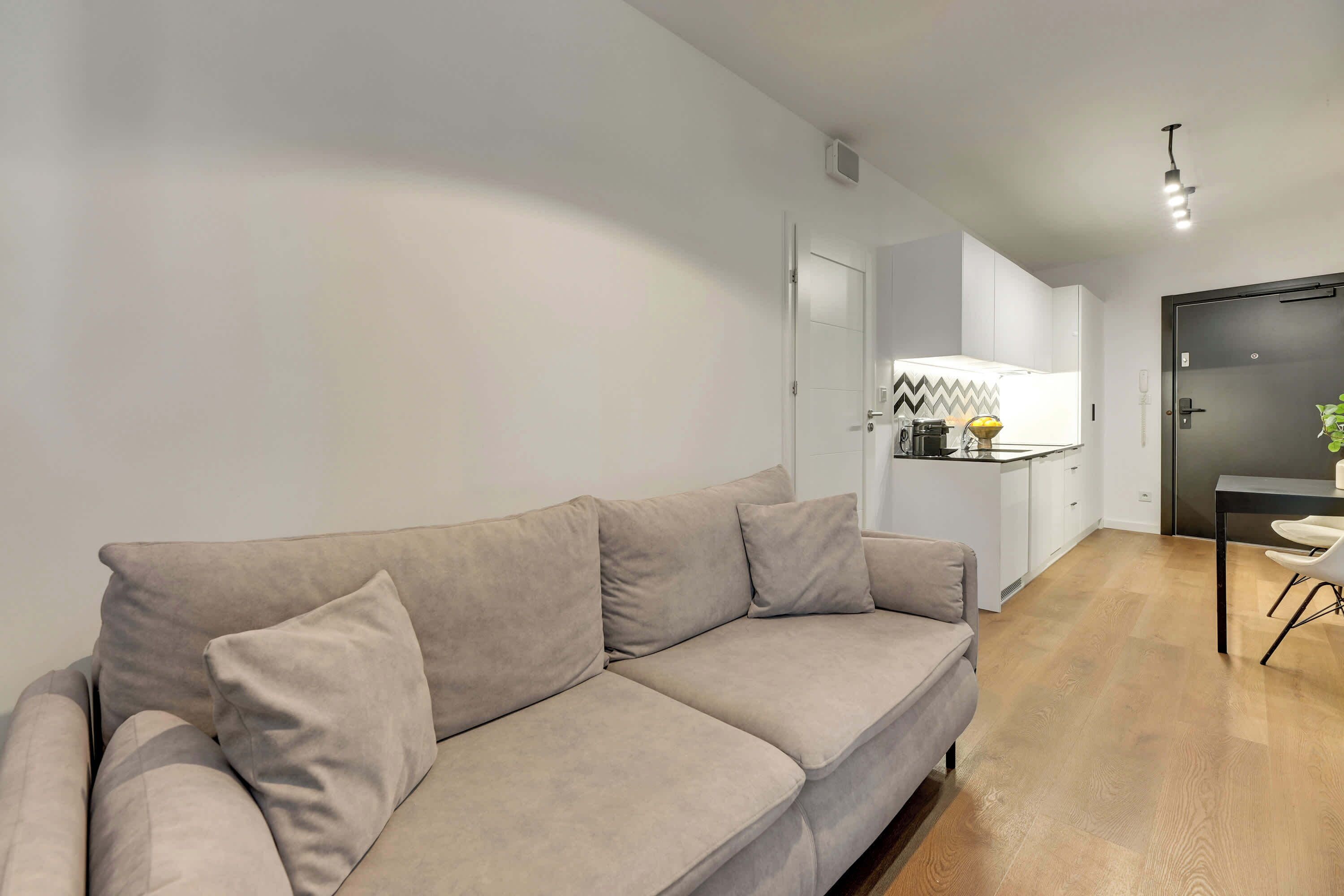 TV, offices