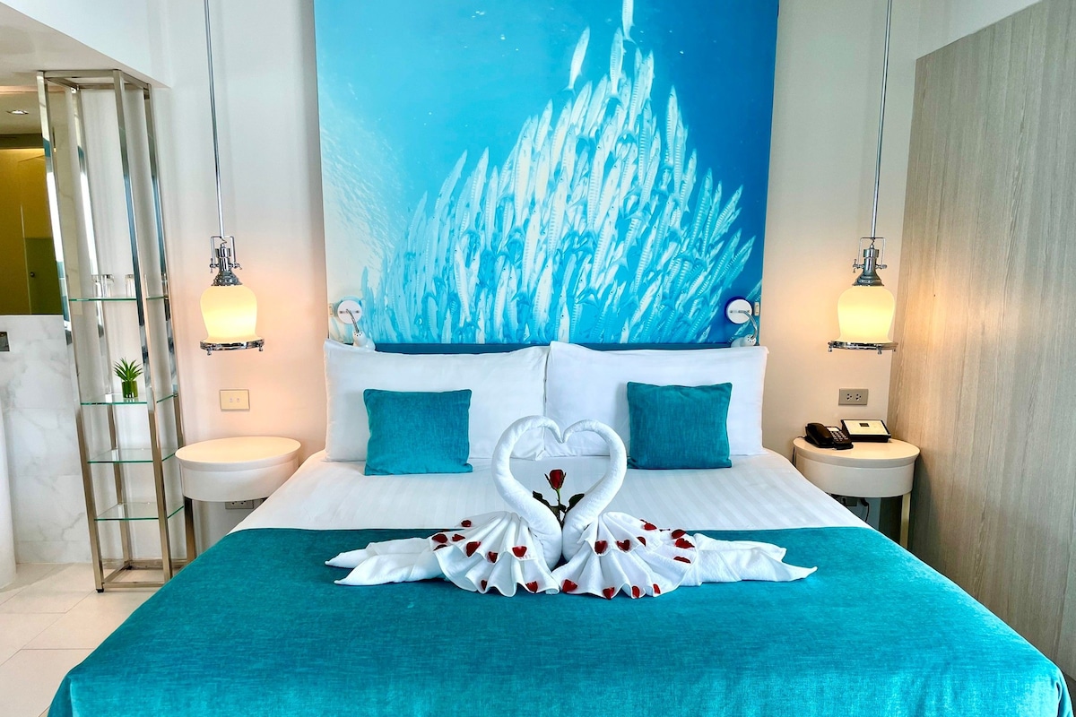 Studio Suite | In-room safe, desk, laptop workspace, iron/ironing board (on request)