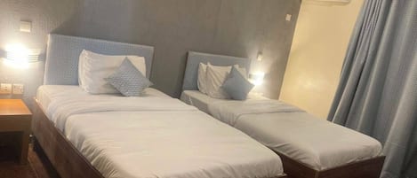 Deluxe Double or Twin Room, City View | Desk, iron/ironing board, free WiFi