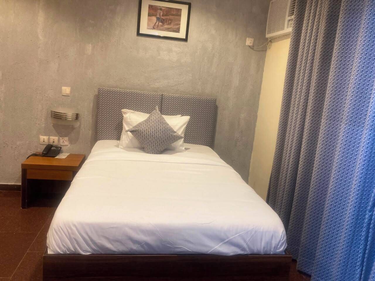 Classic Single Room | Desk, iron/ironing board, free WiFi