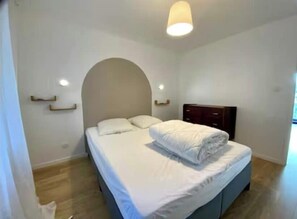 Room - A garden on the beautiful port of Audierne (Plouhinec)