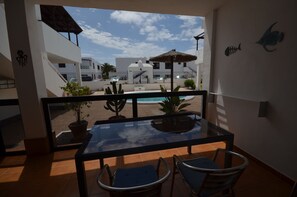 Outdoor dining - Vrbo Property (Tías)