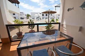 Outdoor dining - Vrbo Property (Tías)