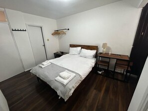Wifi gratis y ropa de cama 
