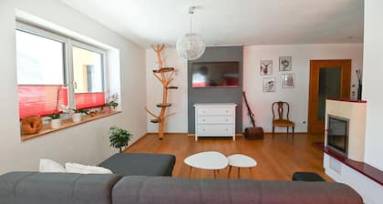 Chalet Creatina, Garden & Mountain view