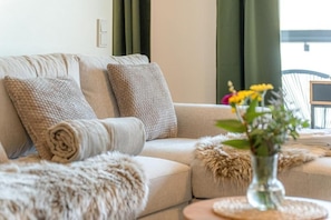 Superior Apartment, 1 Bedroom | Living area - Jousimies - City Apartments by Come in  (Tampere)