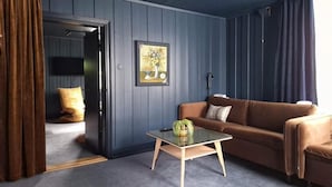Family Suite | Living area