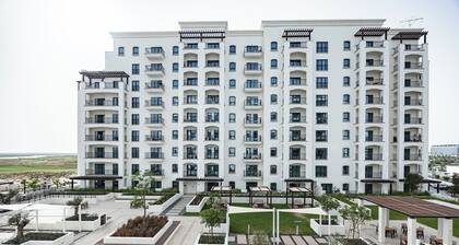 Bloomfields 1BR in Fairways 3- YGC