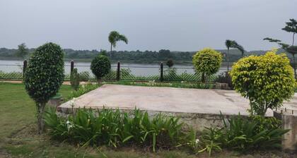 Revasa Retreat