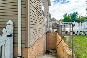 Interior - Hike, Golf & Relax! Convenient Apt in Hagerstown (Hagerstown)