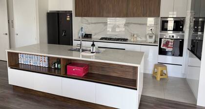 Room-private Wonderful 6 Bedroom House i
