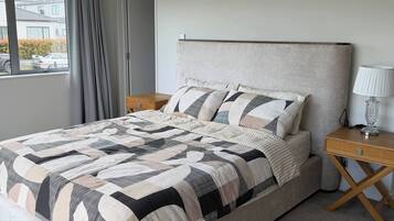 Room, 6 Bedrooms, Patio | 6 bedrooms