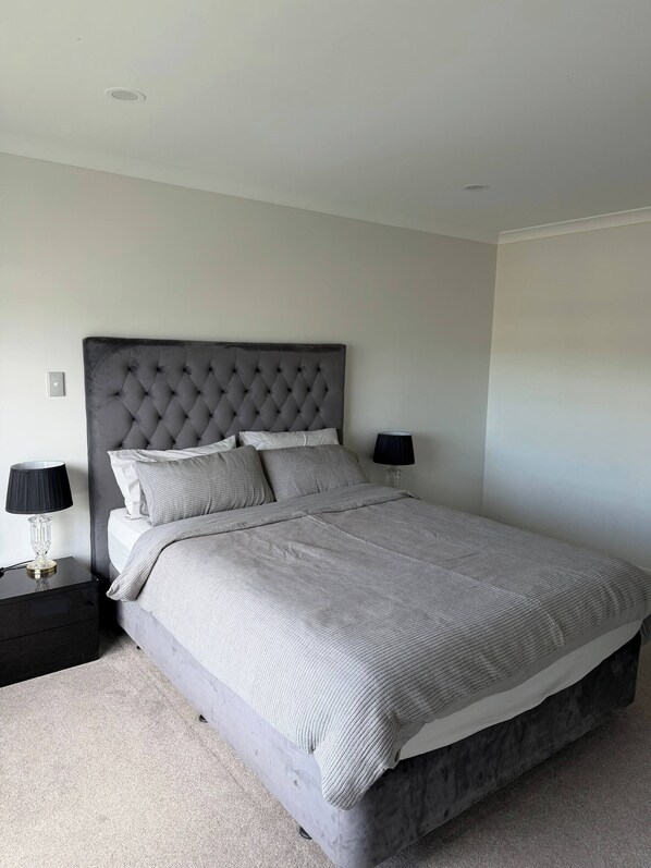 Zimmer, 6 Schlafzimmer, Terrasse