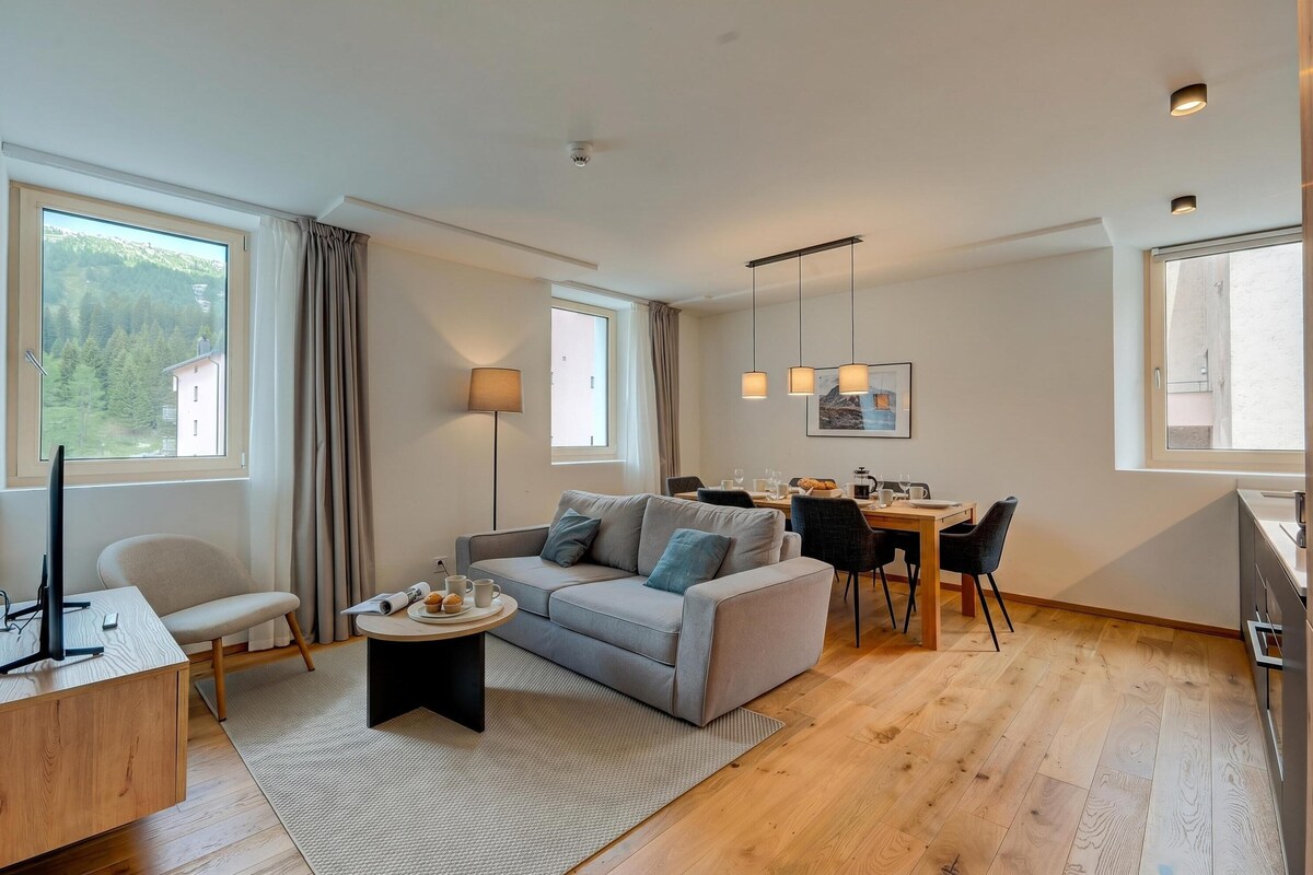 สแตนดาร์ดอพาร์ทเมนท์, 2 ห้องนอน, 2 ห้องน้ำ (Residenza Larix 203 Modern Alpine) | บริเวณนั่งเล่น