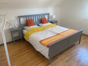 Room - Vrbo Property (Überherrn)
