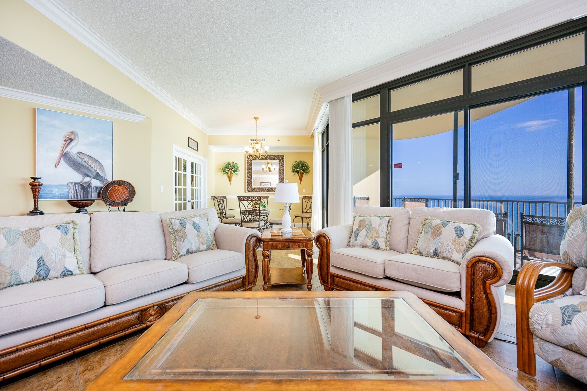 Condo, 3 Bedrooms | Living area