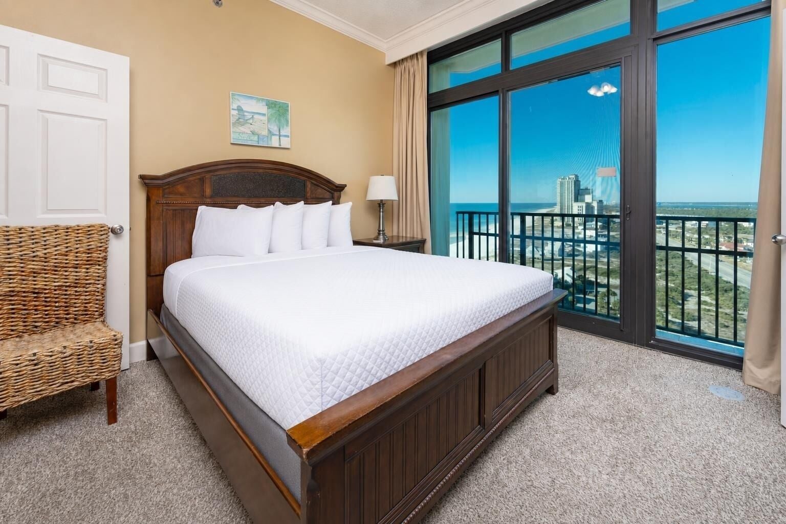 Condo, 4 Bedrooms