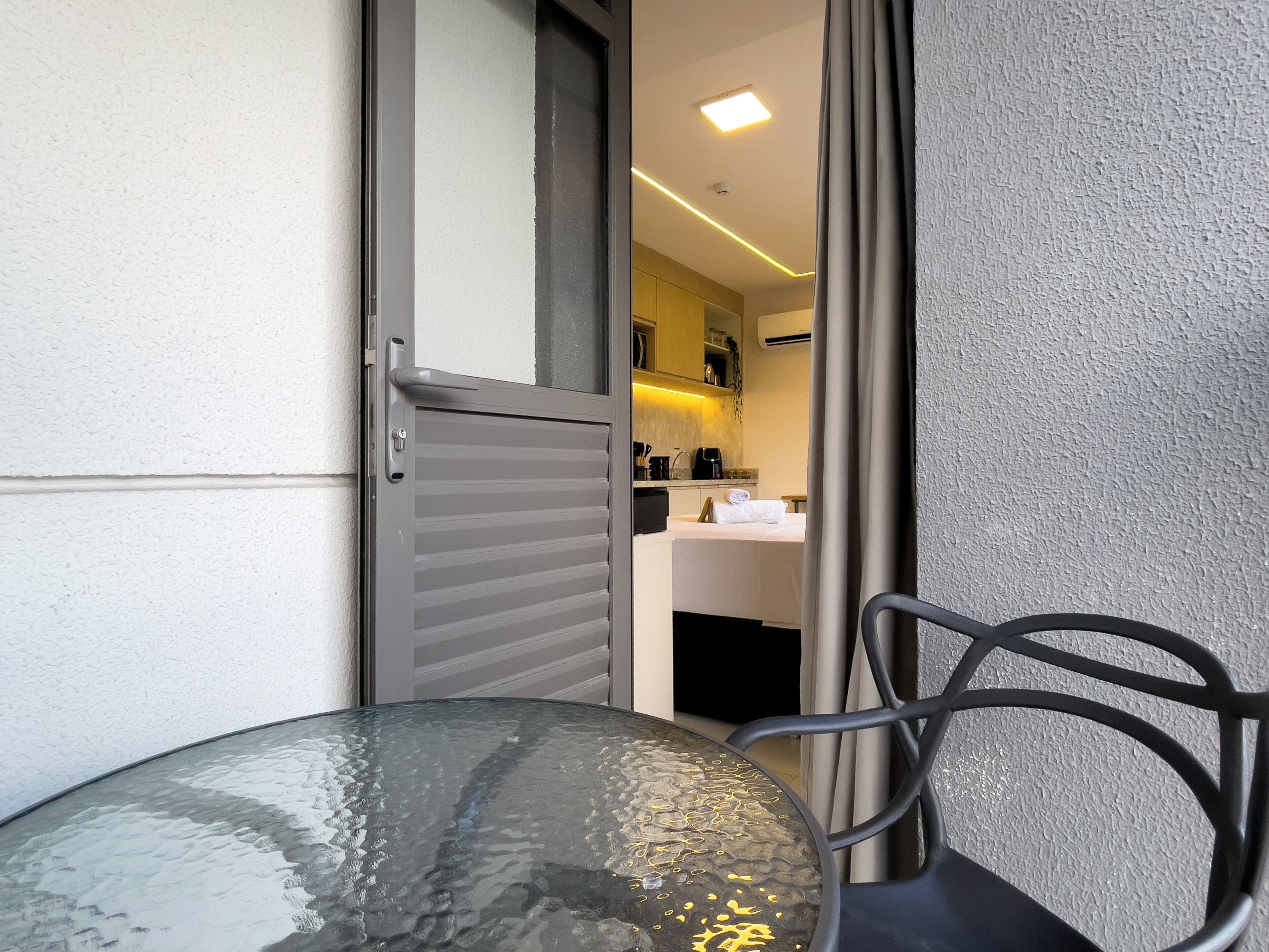 Studio | Dining