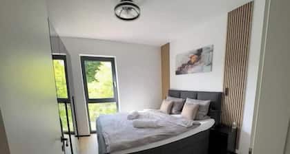 New Designer Villa | Private Hot Tub & Nature Views