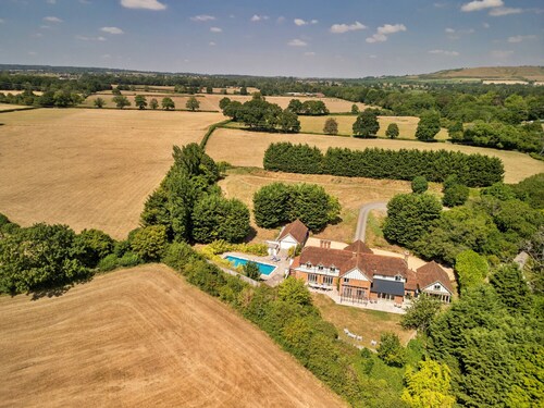 Chillstone House