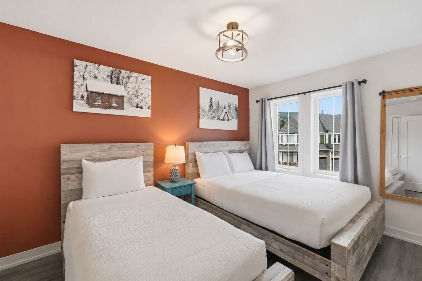 3 bedrooms, desk, iron/ironing board, WiFi