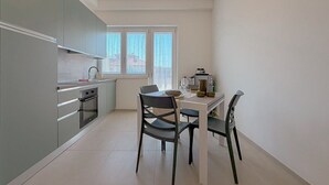 Unclassified image, 5 of 25, button - Bright Studio with A/C and Balcony (Civitanova Marche)