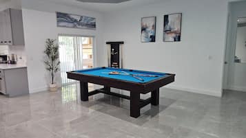 Spielezimmer