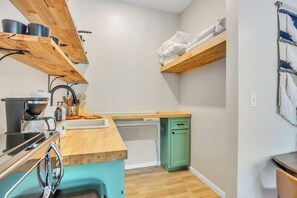 Private kitchen - Suite 2 - Brown Bear (Monteagle)