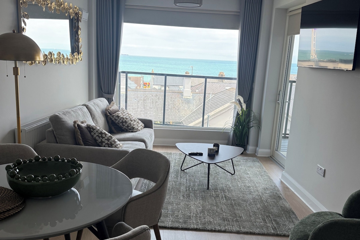 Comfort Apartment, Balcony, Sea View | Living area