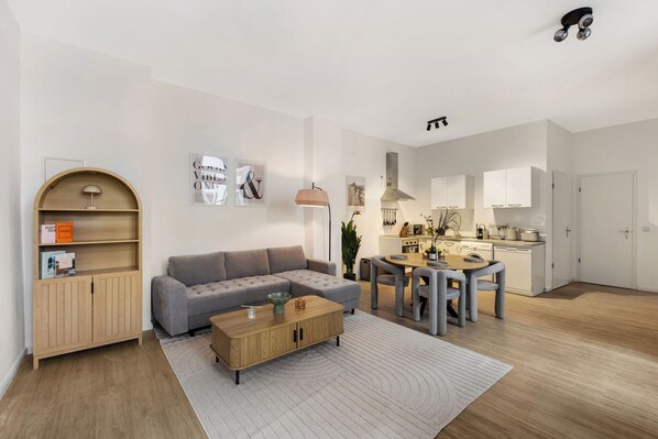 Living area - Vrbo Property (Berlin)