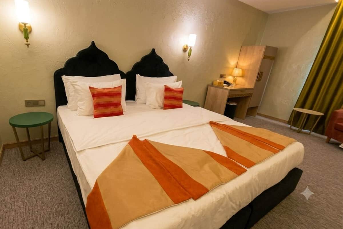 Comfort Double Room, Housekeeping, City View | Laptop workspace, free WiFi