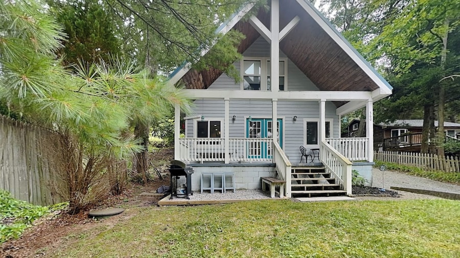 Winter Green Lodge