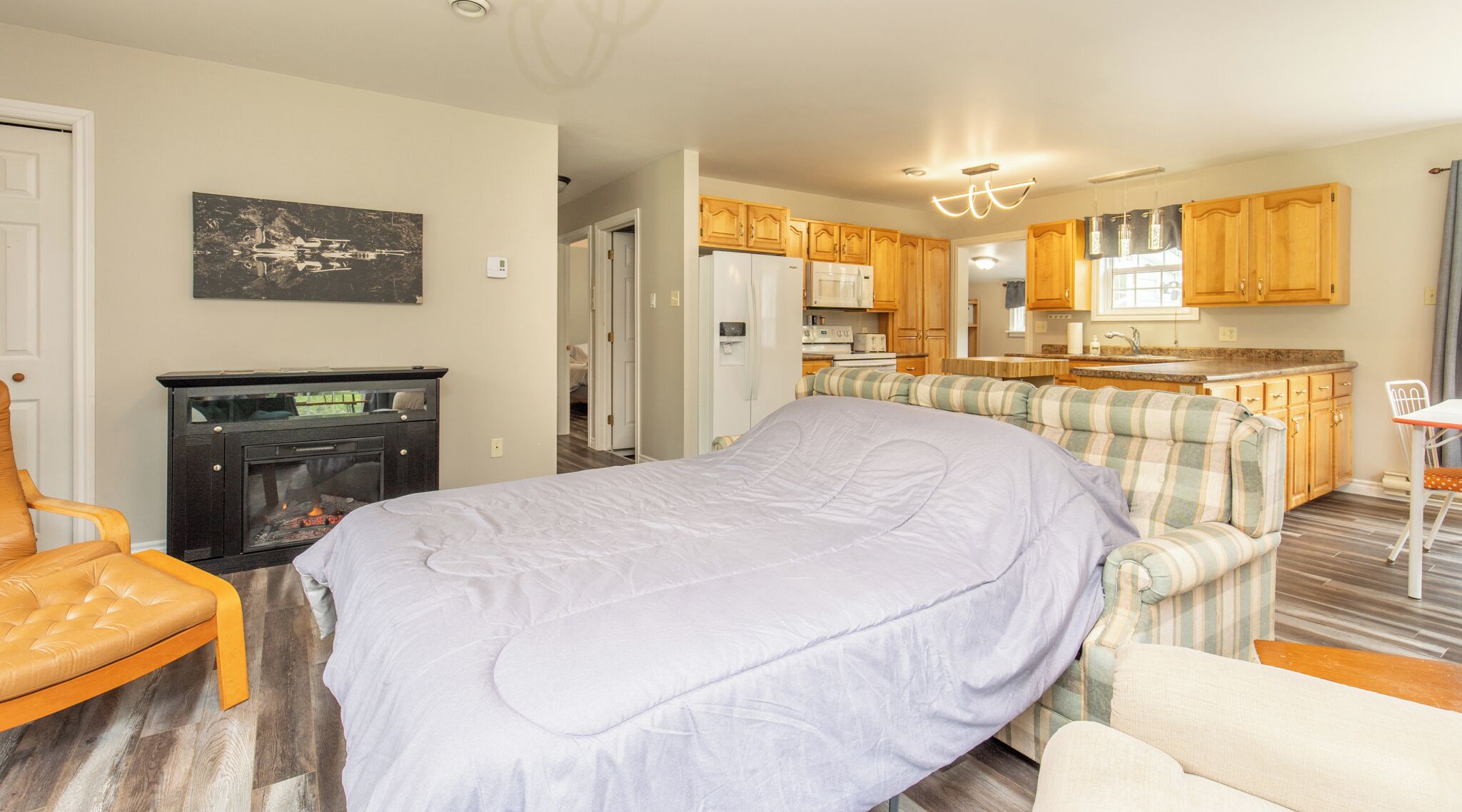 2 bedrooms, WiFi (free), bed sheets