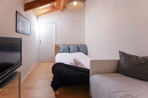 Room - La Maisonnette de Cholet - Studio avec jardin (Cholet)