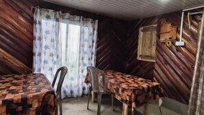 Unclassified image, 4 of 15, button - Sunrise Eco Homestay acchalal hatta Darjeeling, family friendly,local tour+guide (Darjeeling)