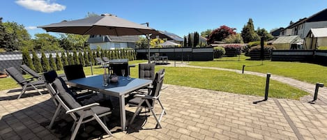 Appartement, 3 chambres, terrasse, vue jardin | Restauration extérieure
