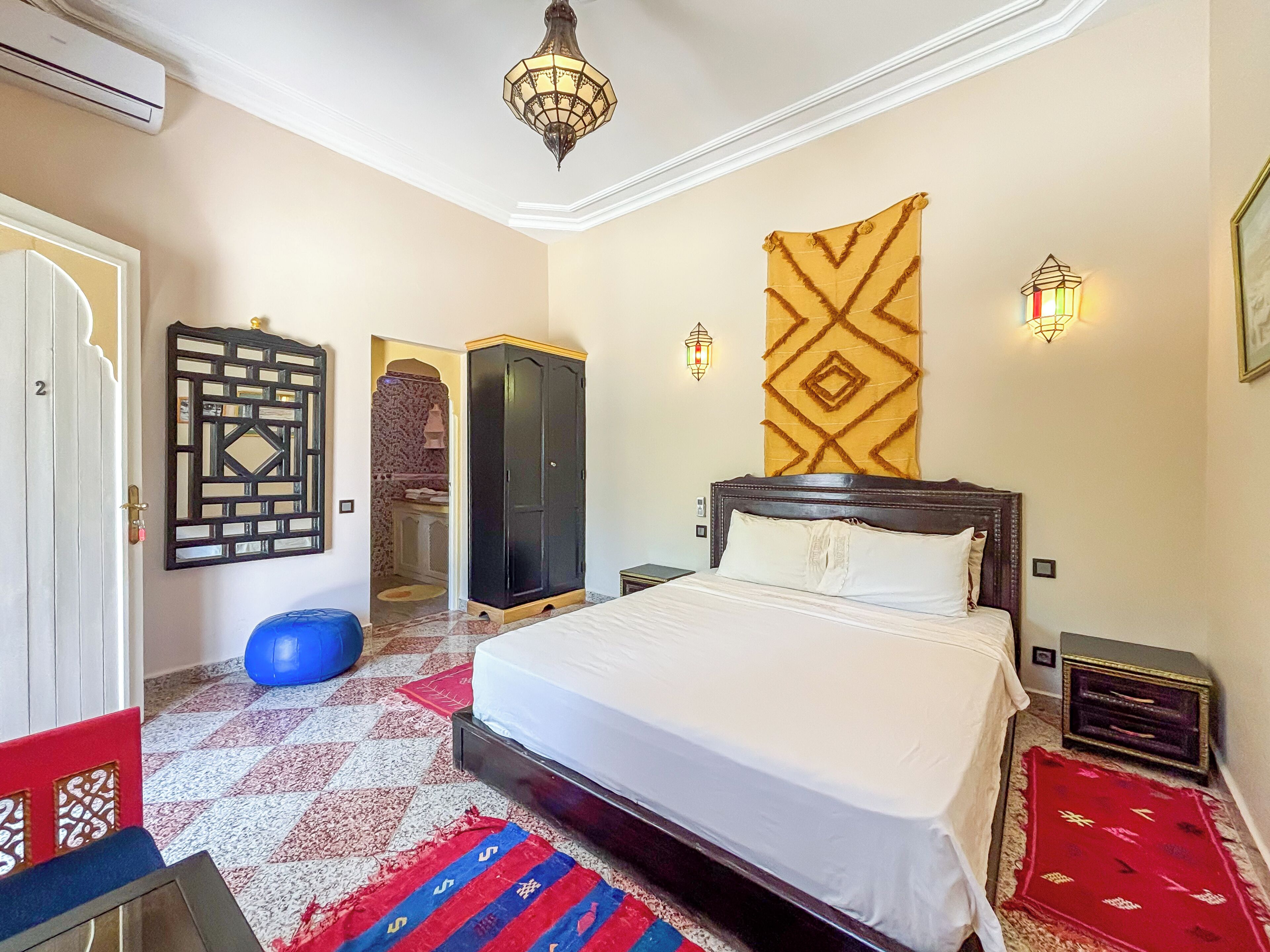 6 Schlafzimmer, kostenloses WLAN, Bettwäsche