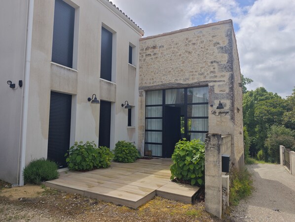 Exterior - Vrbo Property (Saint-Georges-Antignac)