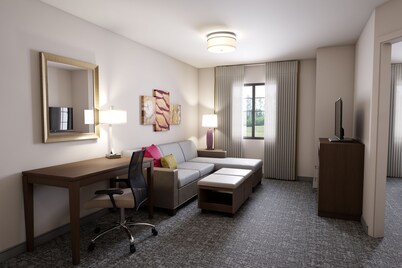 Columbus Stay w/ Kitchen, Breakfast & More!