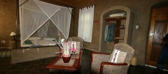 Fort Sesfontein Lodge and Safaris