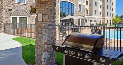 Chic 1BR Conference Suite | Free Breakfast + Pool