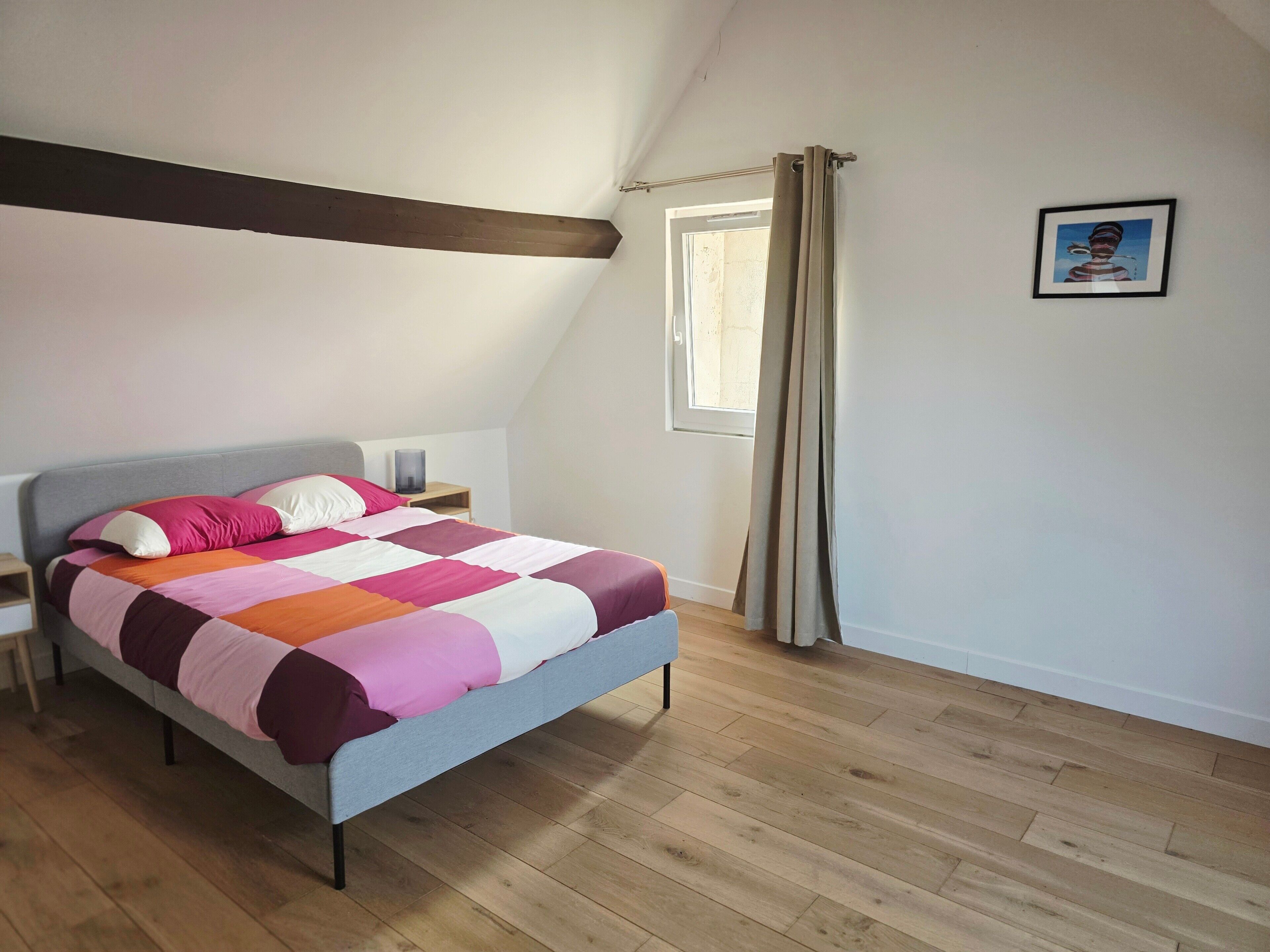 WiFi, bed sheets