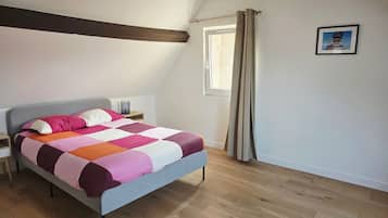 WiFi, bed sheets